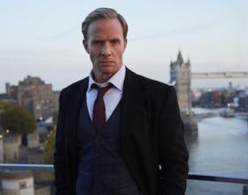 RUPERT PENRY-JONES returns to LEE STAN'S LUCKY MAN Series 3